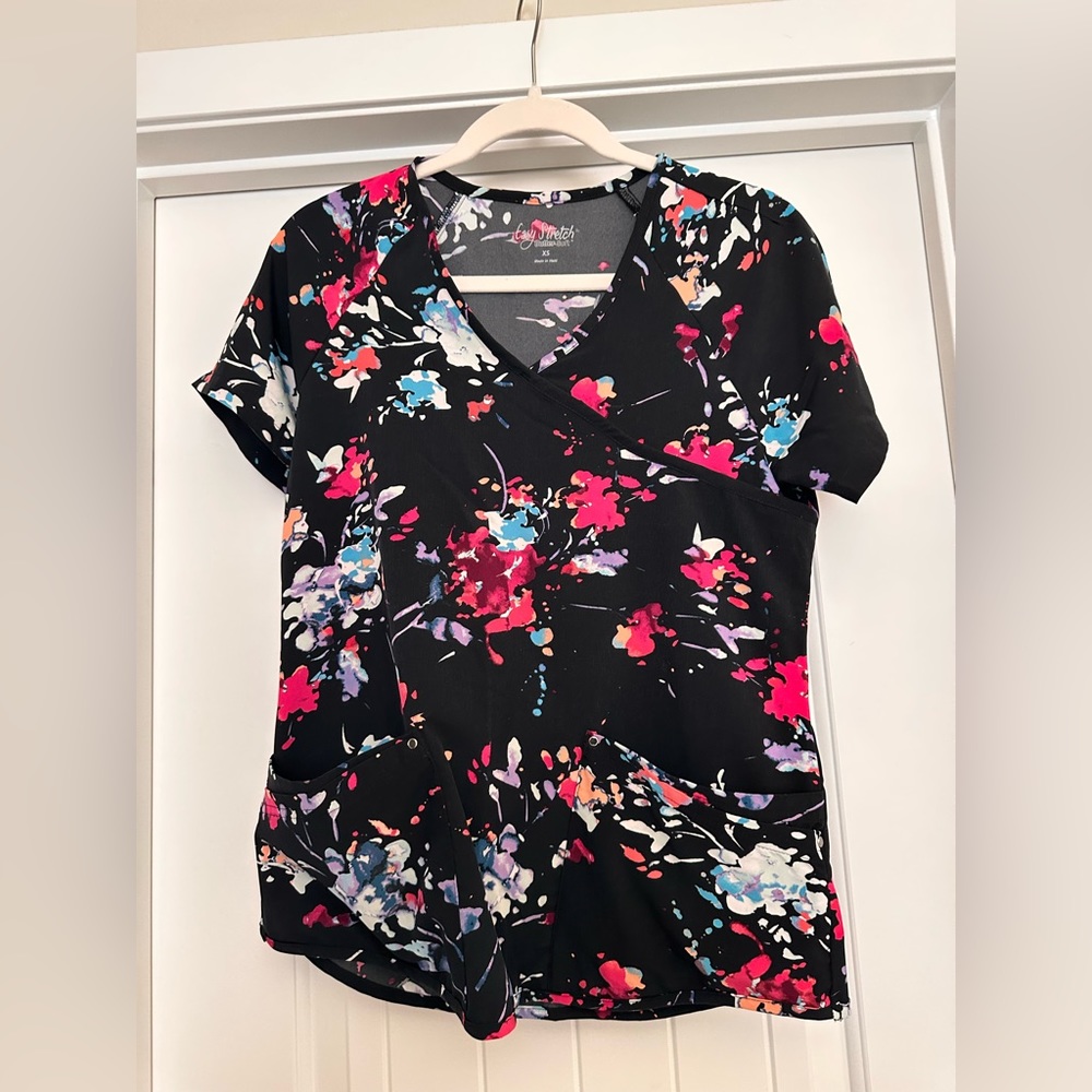 Printed Scrub top